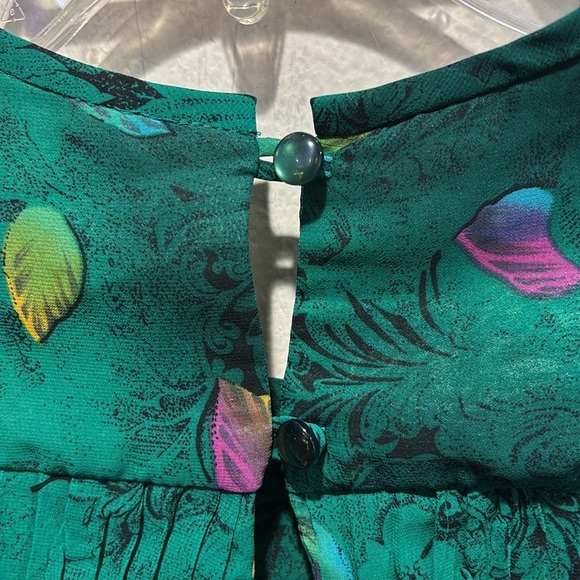 Lisa Michaels Green and Yellow floral Dress - Picture 4 of 7